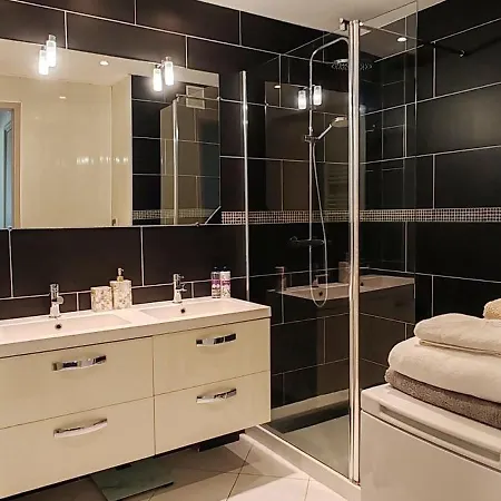 T2 Chic Non Loin De Palais Festival Apartment *