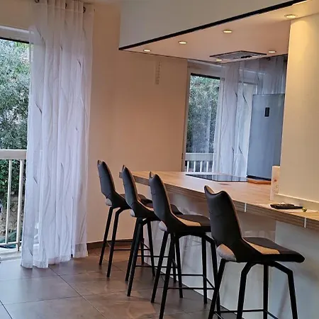 Apartment T2 Chic Non Loin De Palais Festival Cannes