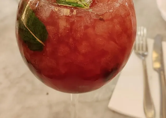 T2 Chic Non Loin De Palais Festival *