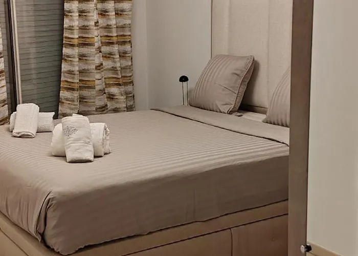 T2 Chic Non Loin De Palais Festival * Cannes